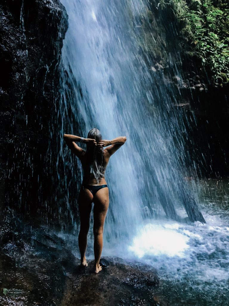 THE AMAZON RAINFOREST- This blog post will let you know what to expect and everything else you need to know for an Amazon Jungle excursion. #Ecuador is one of the best places to experience the #amazonrainforest. In #Banos, the rainforest is a short distance and makes it the perfect departure point! Overnight rainforest tours from Banos - Staying in the #amazon #rainforest in Ecuador. Ecuador travel tips | amazon travel tips | what to do in Ecuador | things to do in Banos | Banos day trips