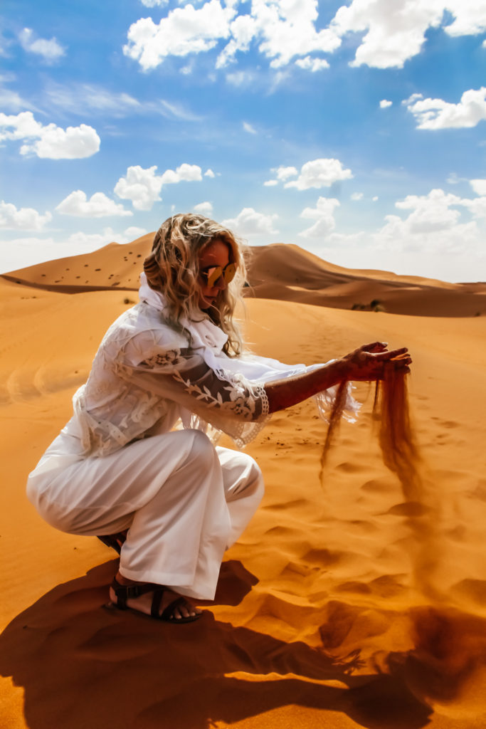 What to Wear in Morocco as a Woman- Morocco is a country everyone should visit at least once. From the beautiful sahara desert to the perfect blue city chefchouen. But what to wear in morocco? Here is a guide on how to dress for morocco and what to pack for morocco as a solo woman traveling #morocco #moroccotravel #packingtips #beautifulplaces what to wear in morocco | morocco packing guide |morocco fashion |morocco travel tips | morocco travel advice | morocco travel guide